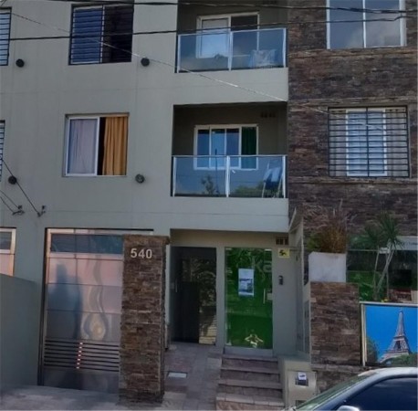 VENTA Excelente Local comercial en Rincon 540, Banfield