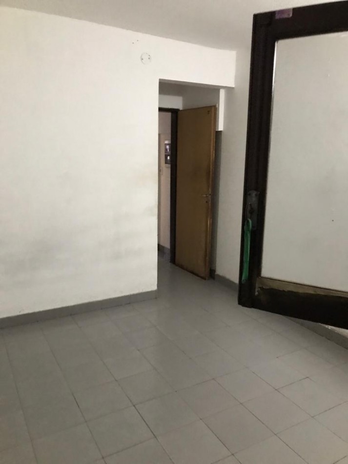 Excelente casa 3 amb con cochera y parque, ubicado en Cerrito al 1200, Lomas de Zamora