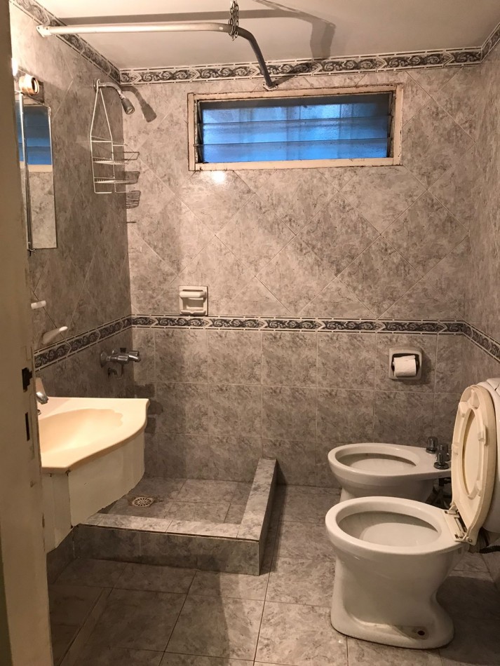 PH 2 amb amplio APTO CREDITO con patio y parrilla, ubicada en Jacinto Rosso 452 Lomas de Zamora