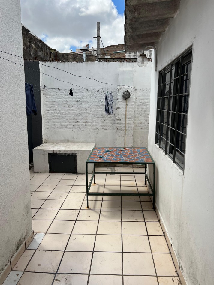 Importante casa 6 amb, ubicada en Piedra Buena 28, Remedios de Escalada, Lanus