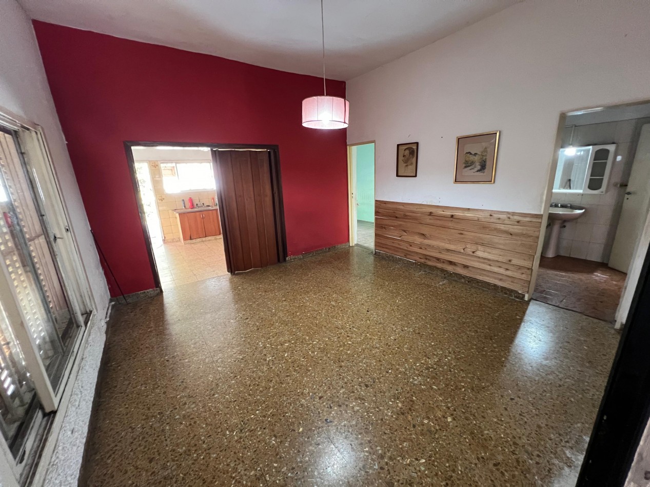 Casa 3 amb con cochera, ubicada en Fonrouge 457 Lomas de Zamora
