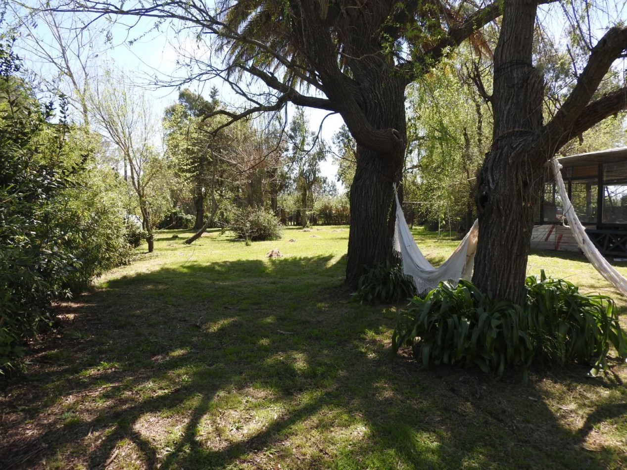 Gran terreno con casa 3 amb y pileta, ubicado en Juan Bautista Alberdi y Bouchard , San Vicente