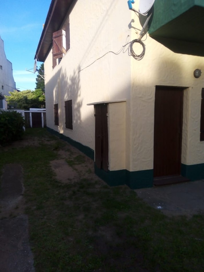 Dpto 2 amb en complejo con estacionamiento y parque comun, ubicado en calle 146 e/1 y 2 Villa Gesell 