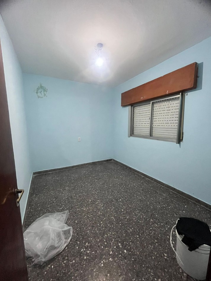 Gran casa 3 amb con patio y cochera ubicada en Gral. Necochea 925, Llavallol