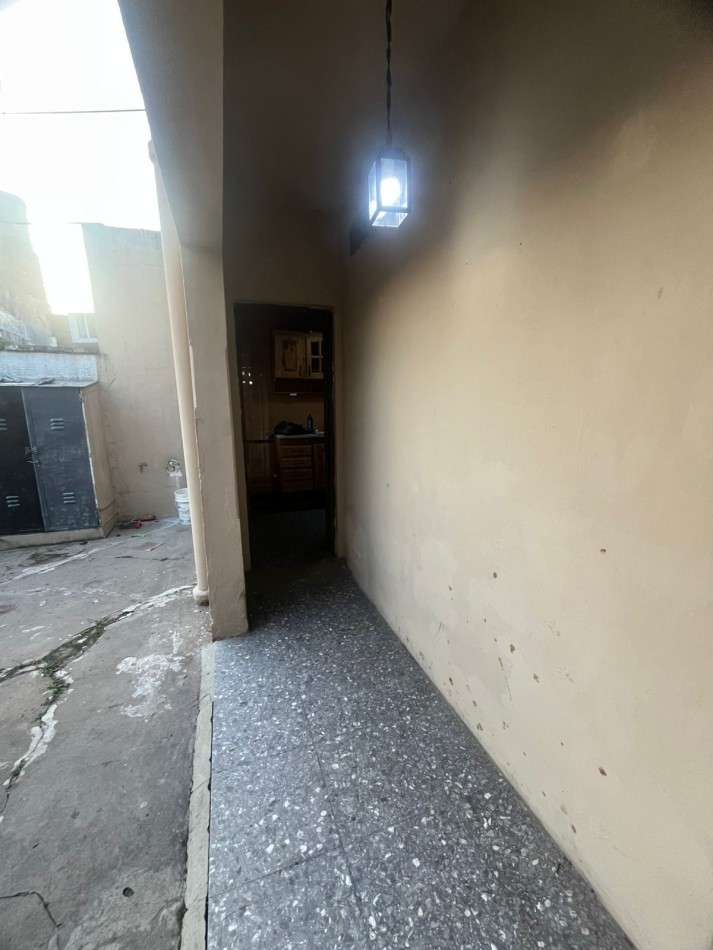 Gran casa 3 amb con patio y cochera ubicada en Gral. Necochea 925, Llavallol