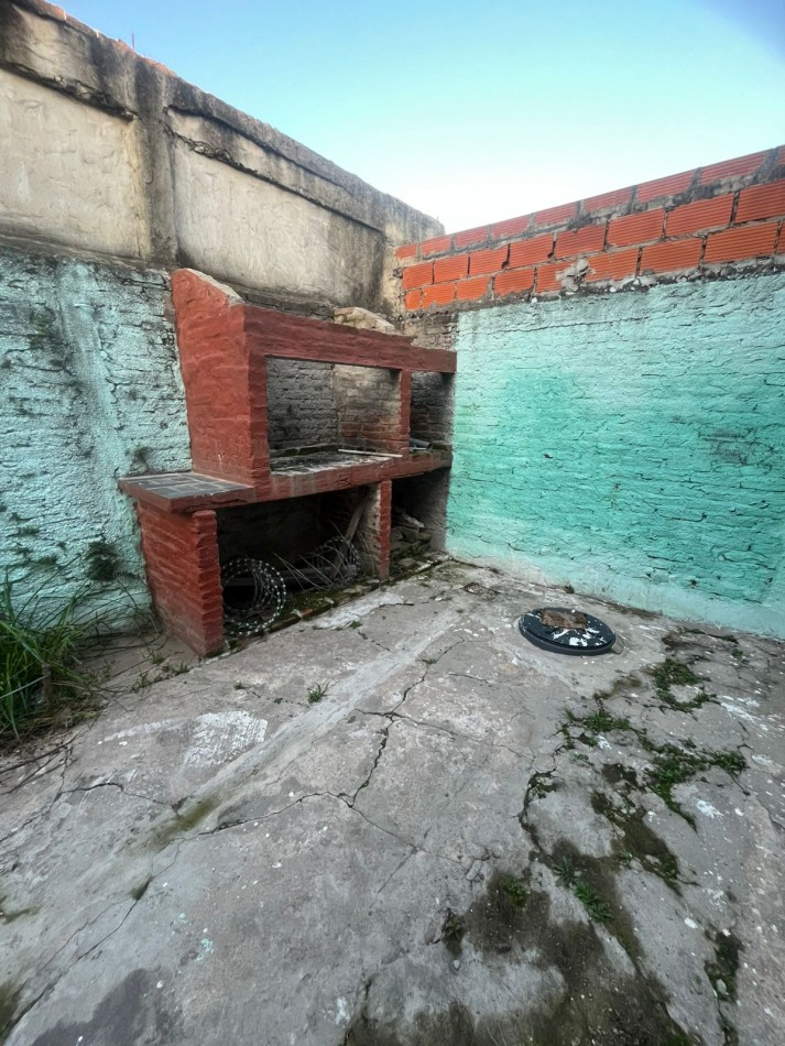 Gran casa 3 amb con patio y cochera ubicada en Gral. Necochea 925, Llavallol