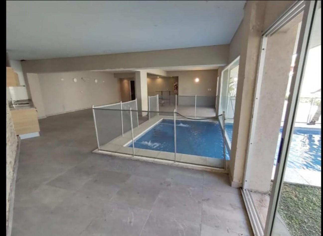 Dpto premium 3 amb al frente con balcon/terraza, 2 cocheras y amenities en el corazon de Adrogue: Cordero 751