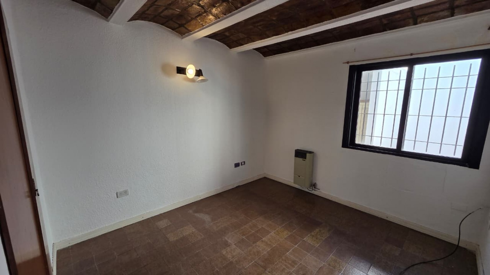 Ph tipo casa con cochera apto credito, Ubicado en Garona 1400, Lomas de Zamora