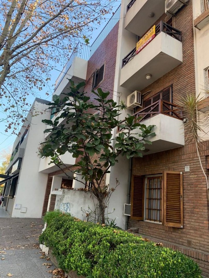 Dpto semipiso 3 amb amplios con balcon y cochera. Excelente ubicacion: Alem 1306, Banfield