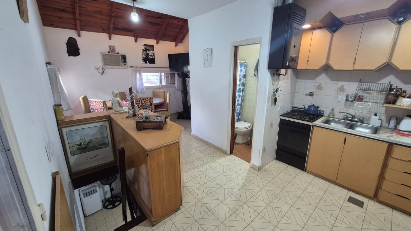Excelente casa 2 amb con patio, jardin y parrilla. Ubicado en Azul 298, Monte Grande