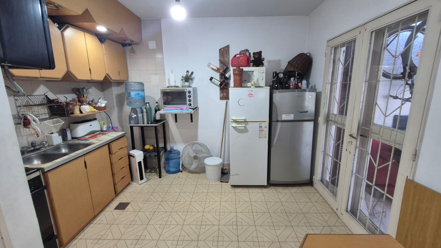 Excelente casa 2 amb con patio, jardin y parrilla. Ubicado en Azul 298, Monte Grande