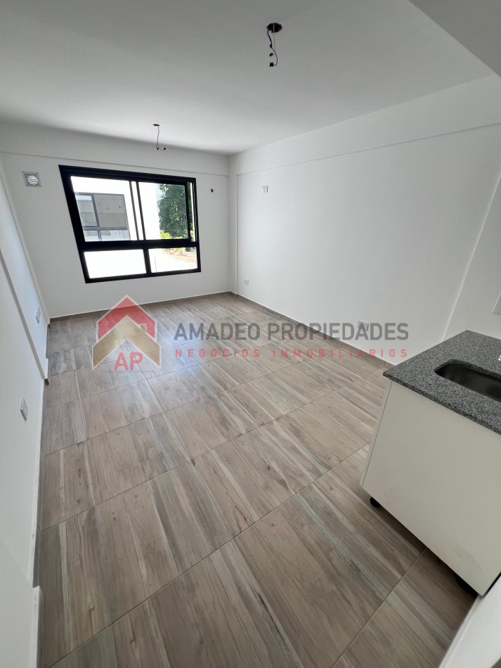 Monoambiente,1er piso interno a estrenar, ubicado en Gorriti 632 Lomas de Zamora