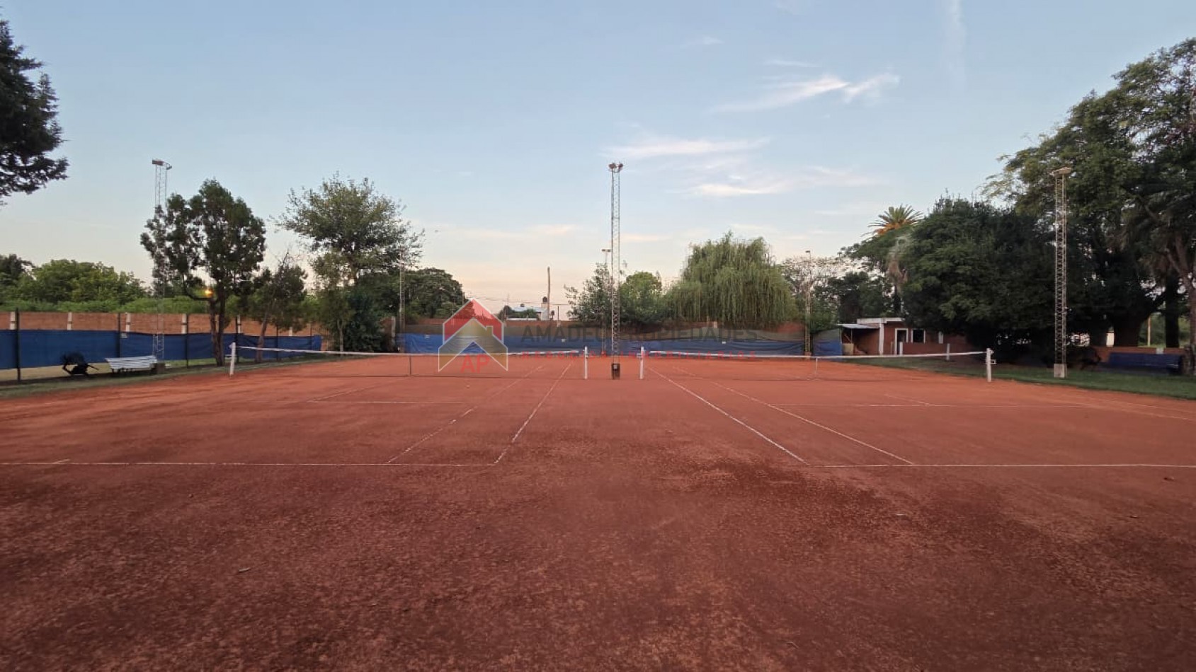 Casa 2 amb con patio, jardin y parrilla. Ubicado en Azul 298, Monte Grande