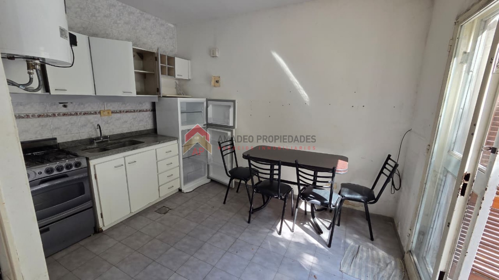 Casa 2 amb con patio, jardin y parrilla. Ubicado en Azul 298, Monte Grande