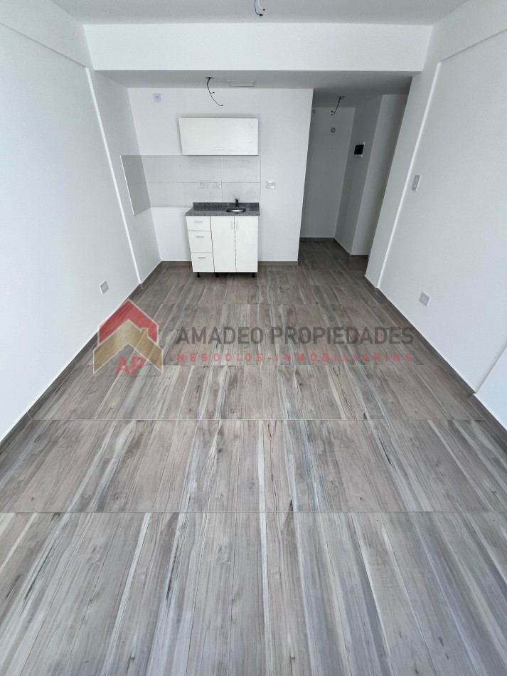 Monoambiente,1er piso interno a estrenar, ubicado en Gorriti 632 Lomas de Zamora