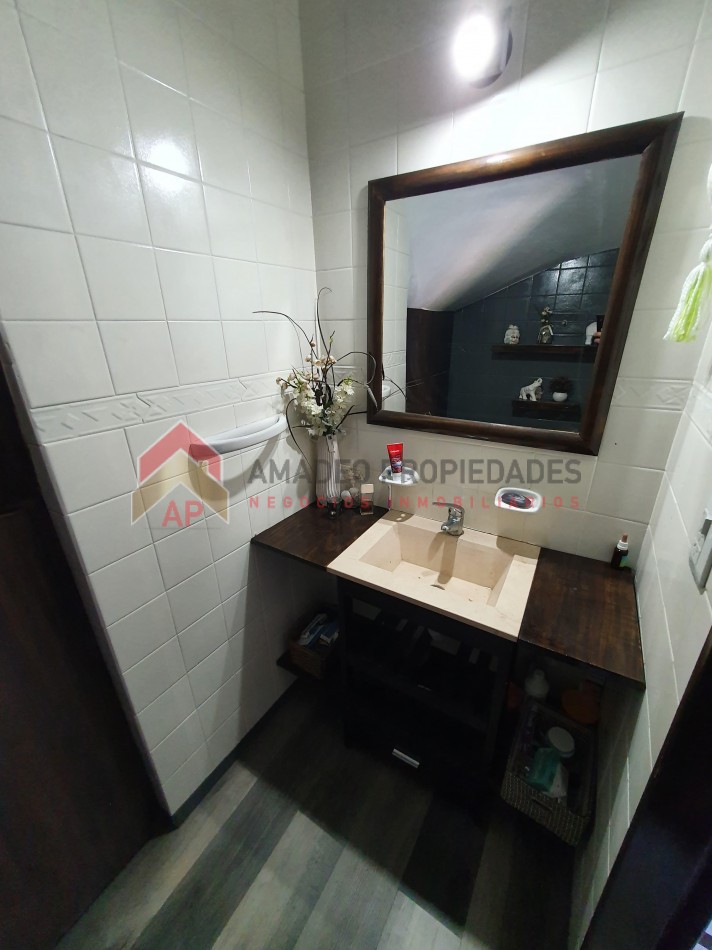 Impecable ph t/casa con patio y cochera, ubicado San Carlos 372, Temperley