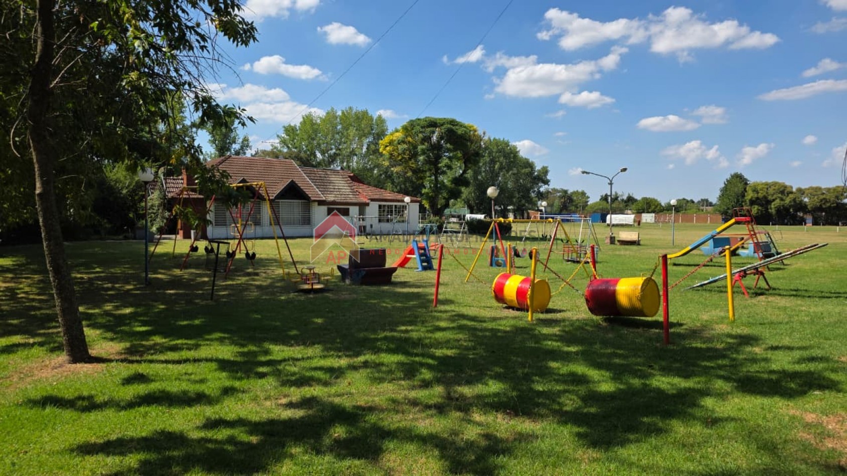 Bungalows 2 amb con patio y jardin. ubicado en Azul 298, Monte Grande