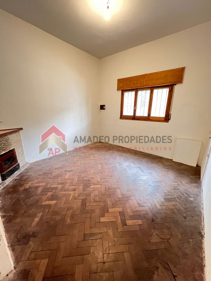 Gran casa 5 amb,  con parque y terraza, ubicada en Ituzaingo 62 Temperley