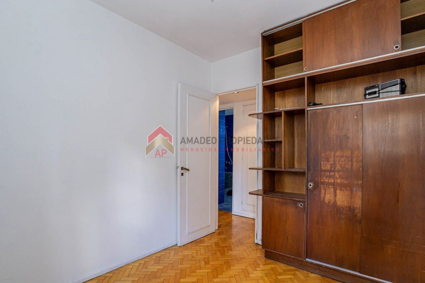 Dpto 4 amb al frente en 2° piso con lavadero y balcon. Excelente ubicacion: Oro al 4500 esquina Santa Fe, Palermo