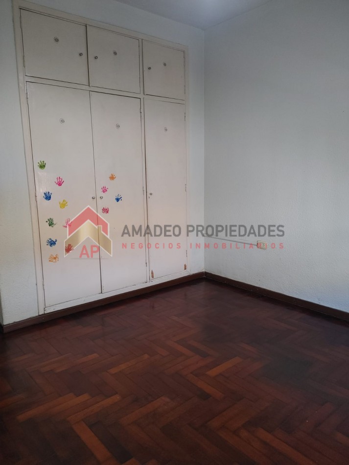 Excelente PH al frente tipo casa 3 amb ubicado en Carlos Tejedor 227 Lomas de Zamora