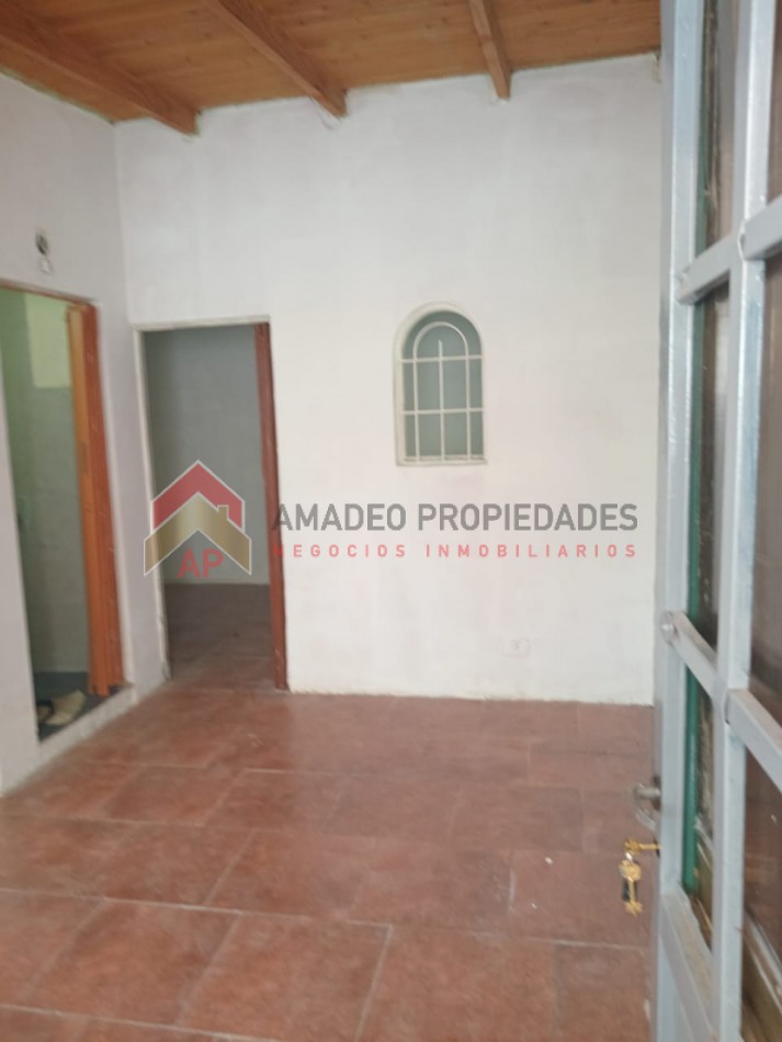 Departamento ph 2 amb 1° piso, ubicado en Av. Rivadavia 2368, Lanus