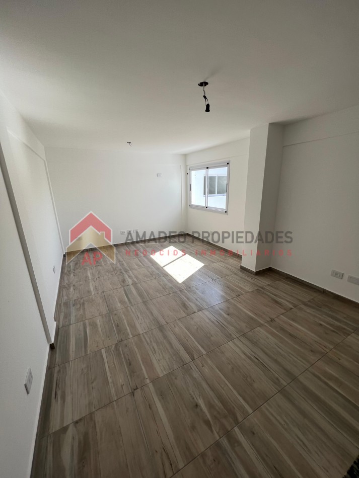 Dpto monoambiente poca antiguedad 2do piso, ubicado en Azara 851, Lomas de Zamora