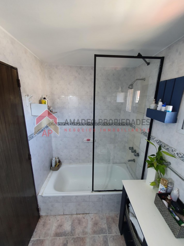 Impecable ph t/casa con patio y cochera, ubicado San Carlos 372, Temperley