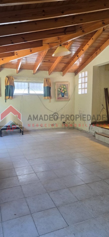 Casa 3 amb con jardin y parrilla, ubicado en Azul 298, Monte Grande