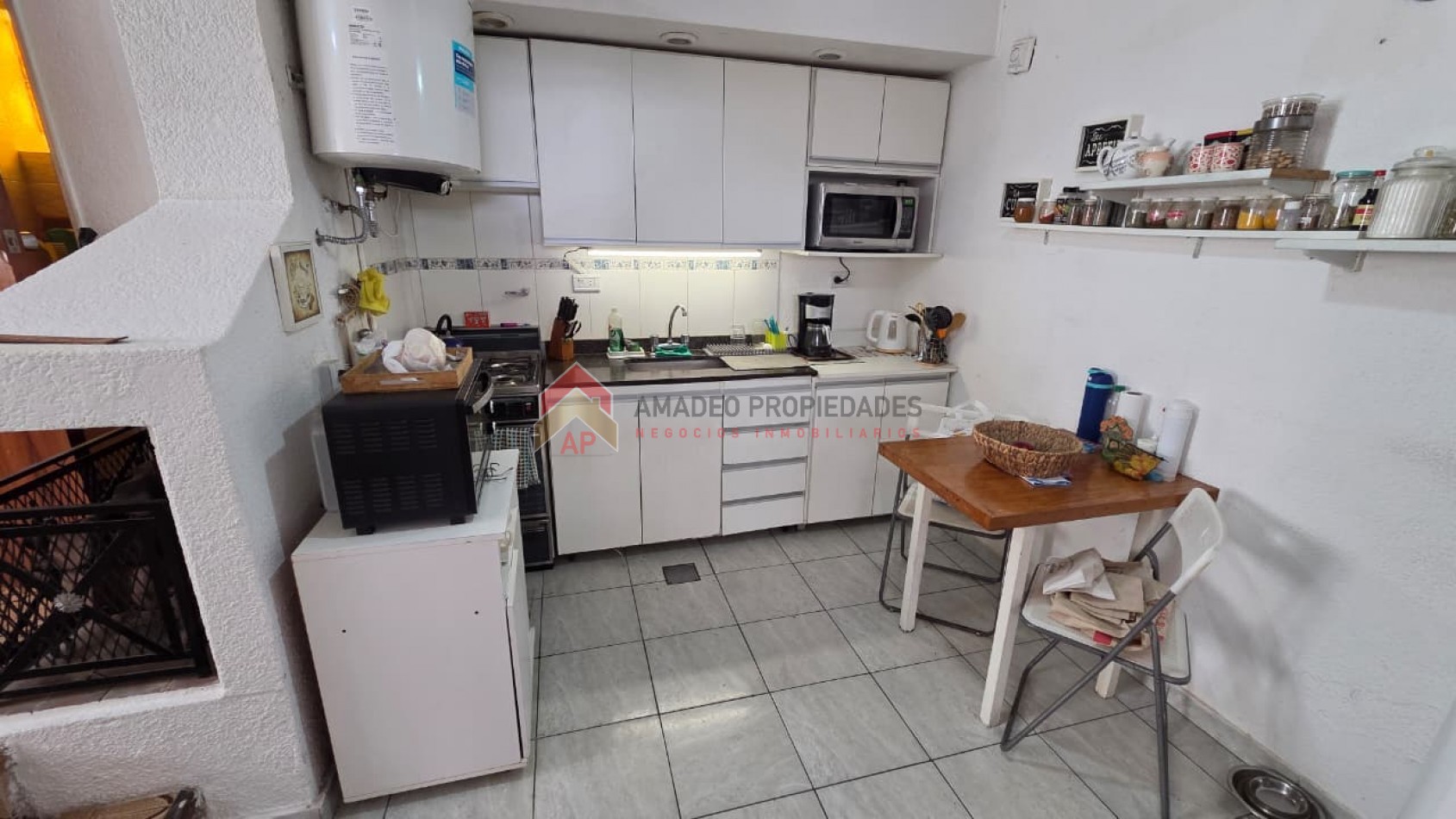 Hermosa casa 3 amb con jardin y parrilla. Ubicada en Azul 298, Monte Grande