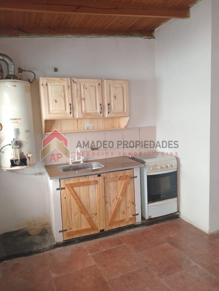 Departamento ph 2 amb 1° piso, ubicado en Av. Rivadavia 2368, Lanus