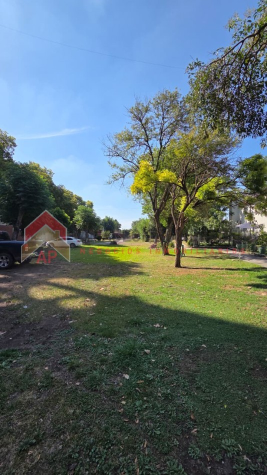 Bungalows 2 amb con patio y jardin. ubicado en Azul 298, Monte Grande