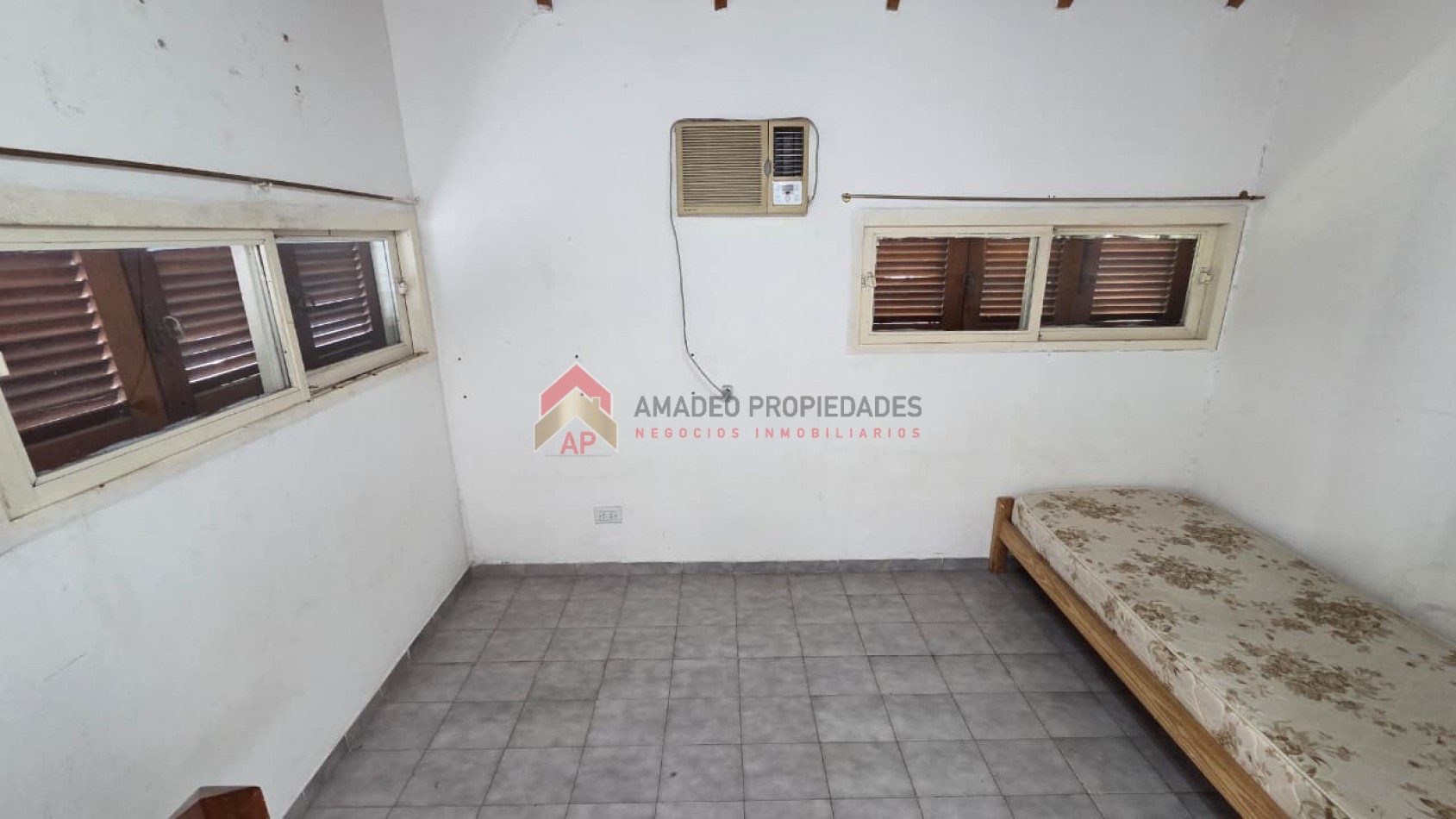 Casa 2 amb con patio, jardin y parrilla. Ubicado en Azul 298, Monte Grande