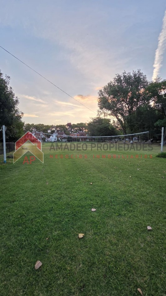 Hermosa casa 3 amb con jardin y parrilla. Ubicada en Azul 298, Monte Grande