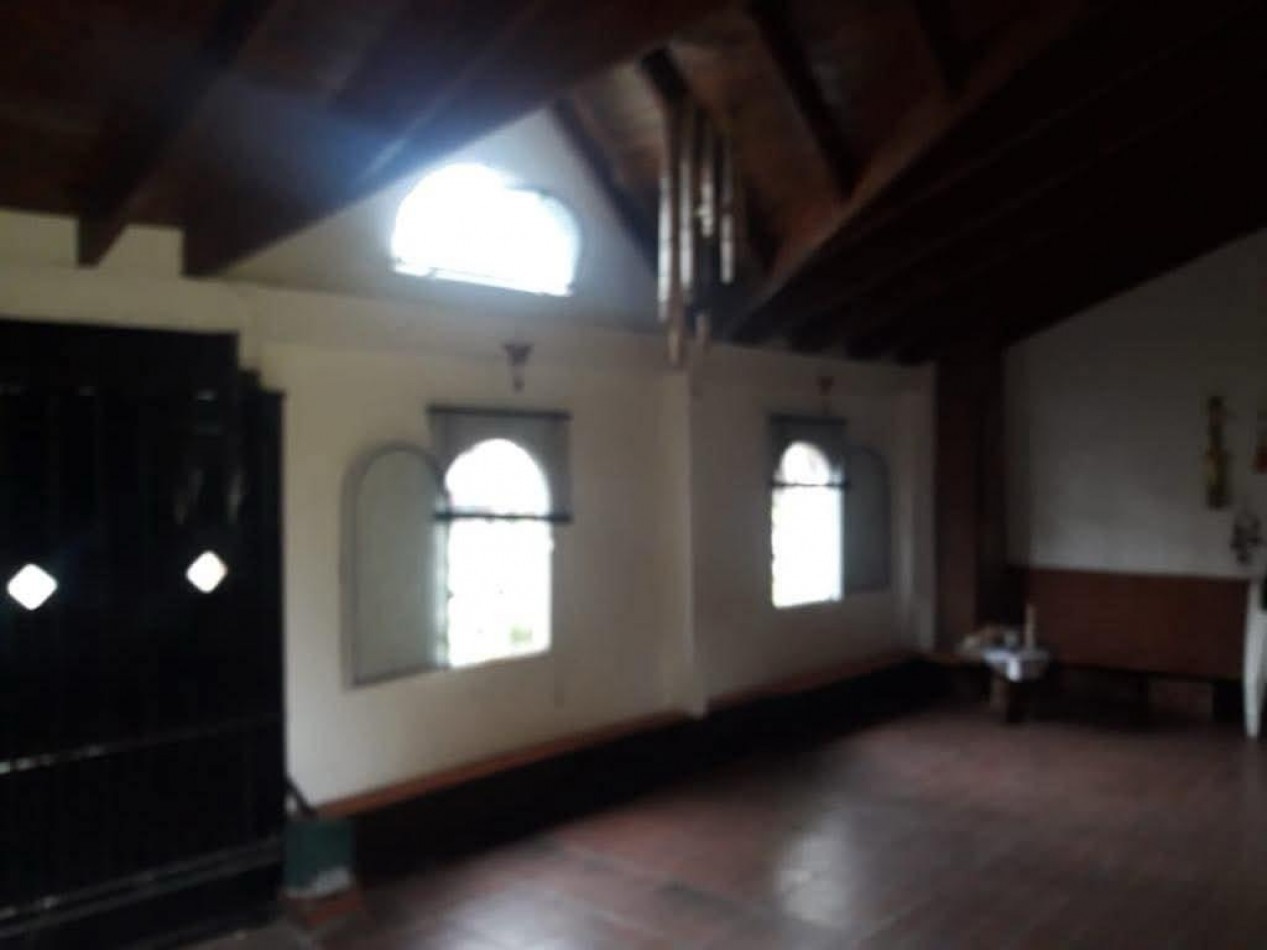 Gran ph tipo casa al frente 4 ambientes con patio. Ubicado en J. Pereyra Lucena 2049, Lomas de Zamora