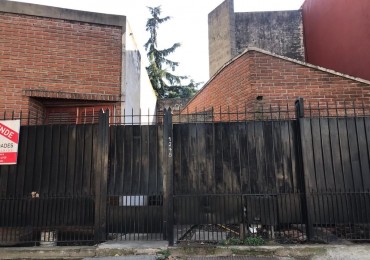 Excelente casa 3 amb con cochera y parque, ubicado en Cerrito al 1200, Lomas de Zamora