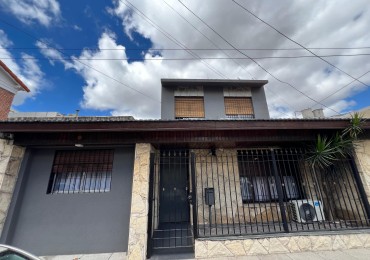 Importante casa 6 amb, ubicada en Piedra Buena 28, Remedios de Escalada, Lanus