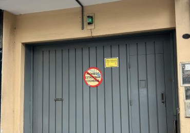 Cochera en pb cubierta, ubicada Saenz 335, Lomas de Zamora