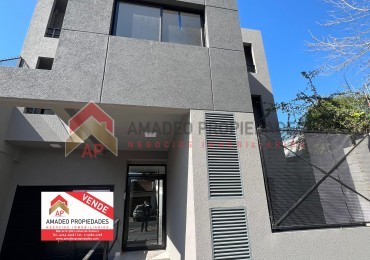 Dpto monoamb contrafrente con balcon de poca antiguedad en 2do piso, ubicado en Azara 851, Lomas de Zamora