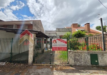 Lote con planos de demolicion y construccion aprobados. Excelente ubicacion:  Gral. Jose de San Martin 955,  Banfield